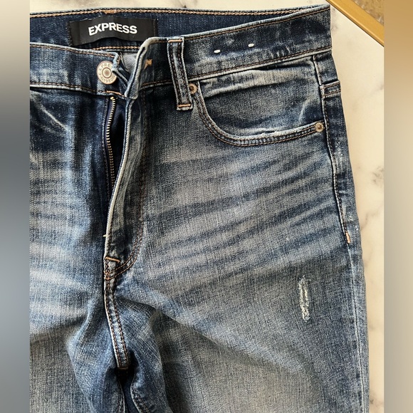 EXPRESS Girlfriend High Rise Stretch Ripped Jeans Size: 4 - Picture 7 of 13